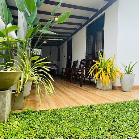 The Nook Hotel Hikkaduwa Luaran gambar